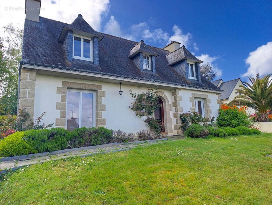 Maison à PONTIVY