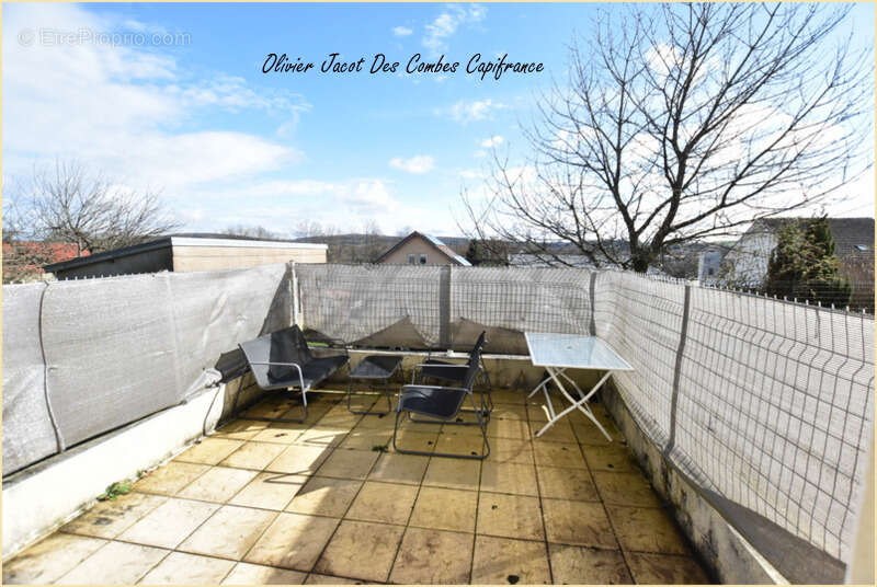 Appartement à NOMMAY