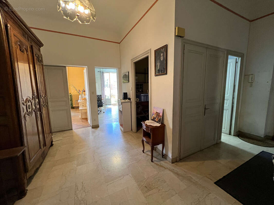 Appartement centre Caussade - grande terrasse - 3 chambres - photo 5