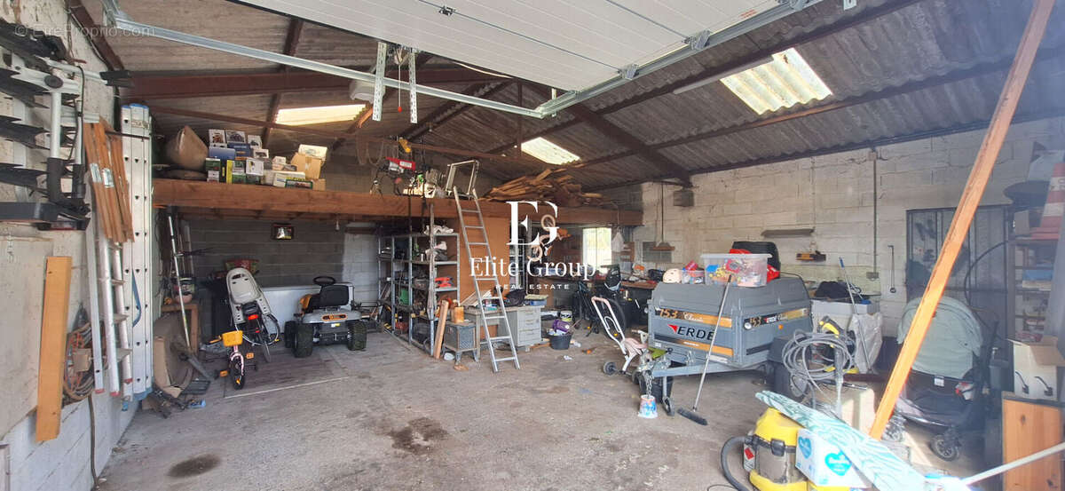 Maison à BARBEZIEUX-SAINT-HILAIRE