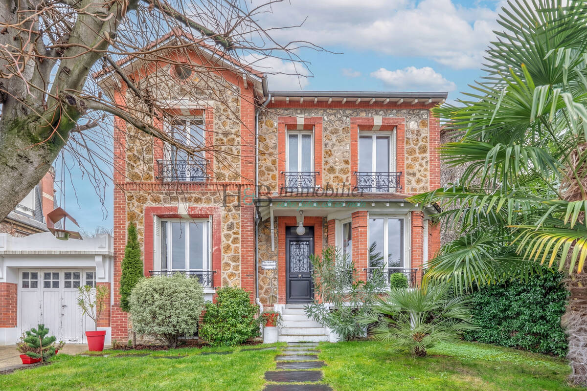Maison à ENGHIEN-LES-BAINS