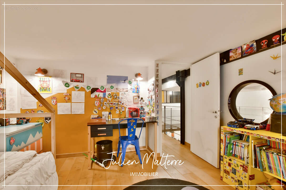 SAINT ETIENNE (42) - Exceptionnel LOFT de 165 m² avec 5 chambres et garage - Quartier Tréfilerie - photo 38