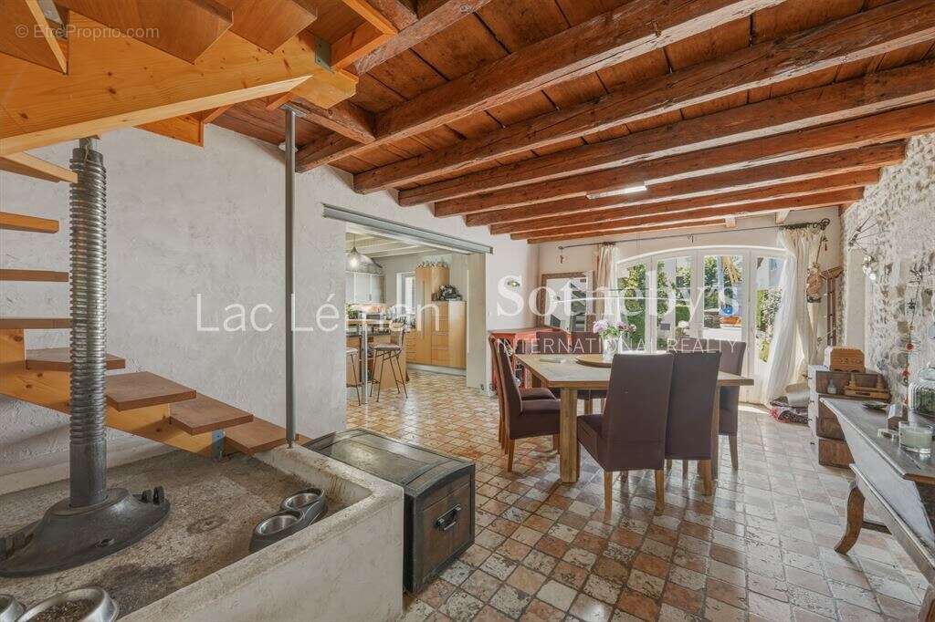 Maison à VEIGY-FONCENEX