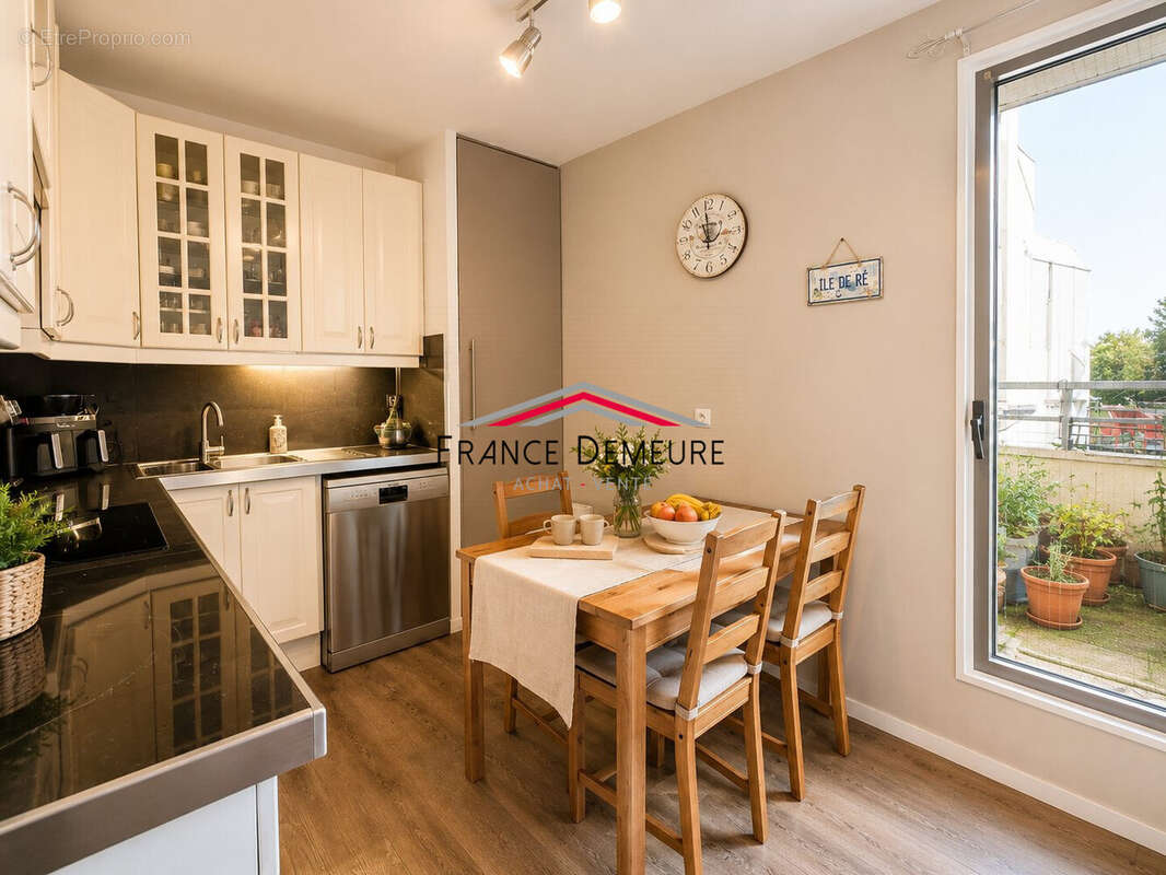 Appartement 87 m² à Franconville  - photo 6