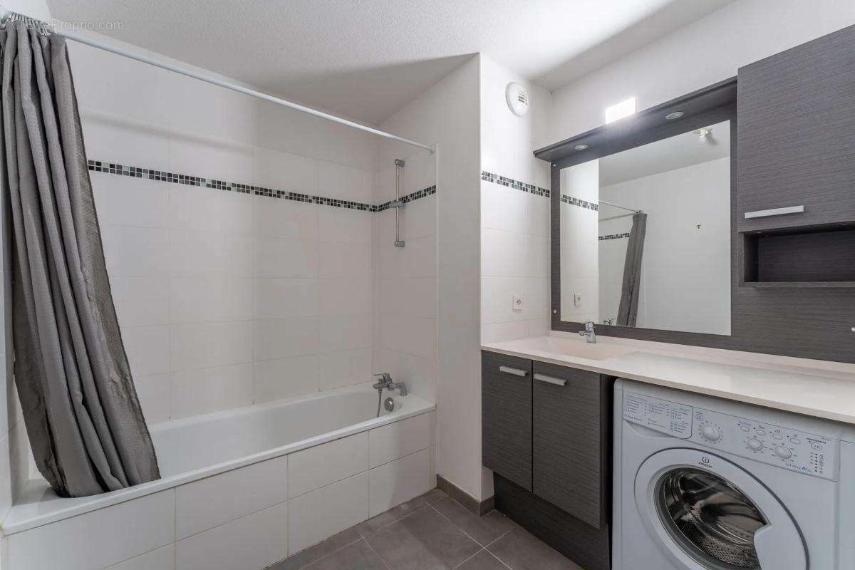 Appartement à LE HAILLAN