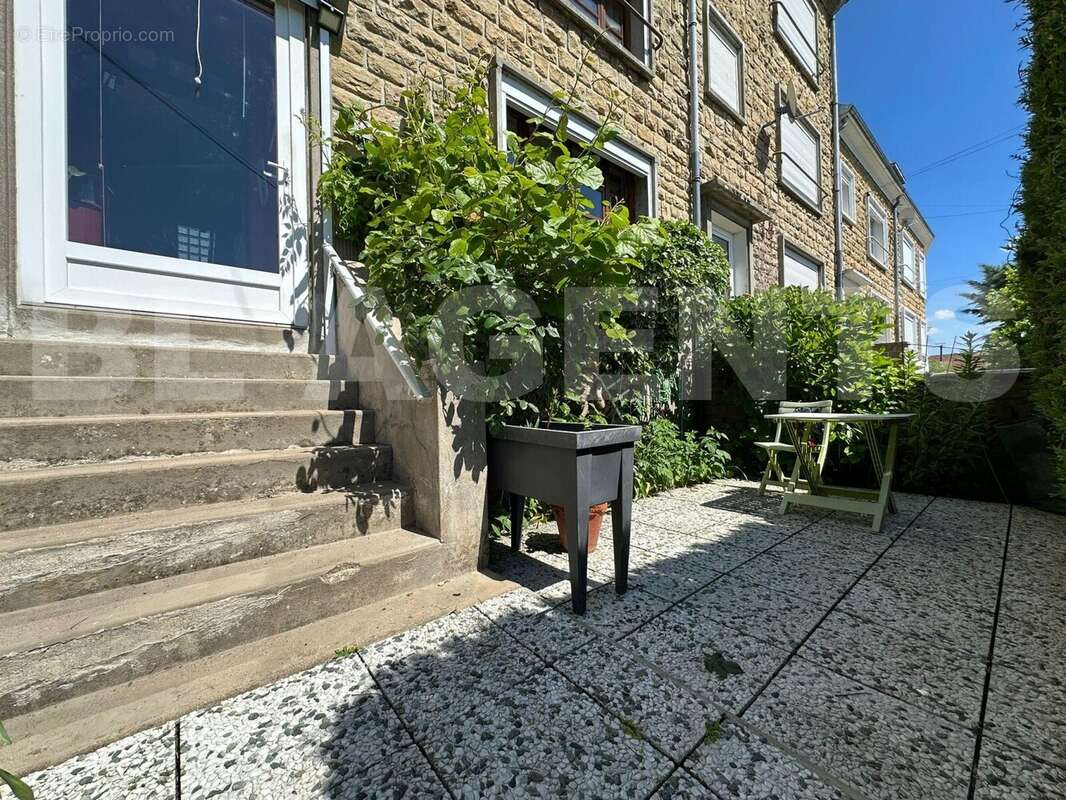 2 - Maison à CARIGNAN