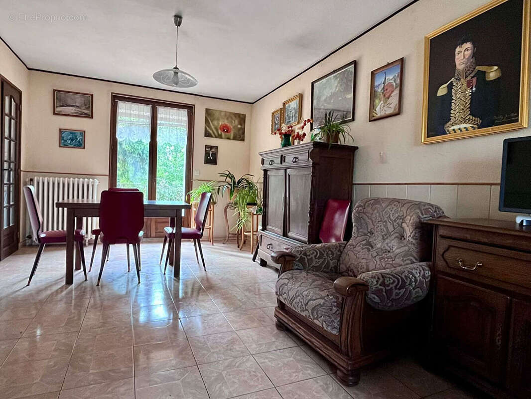 Maison à VILLERS-COTTERETS