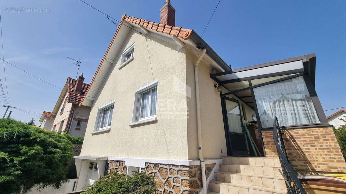 Maison à NEUILLY-SUR-MARNE