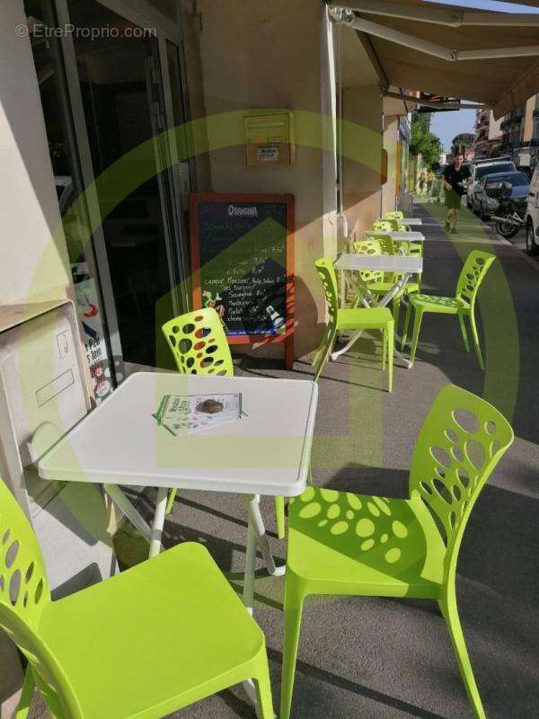 Commerce à SAINT-LAURENT-DU-VAR