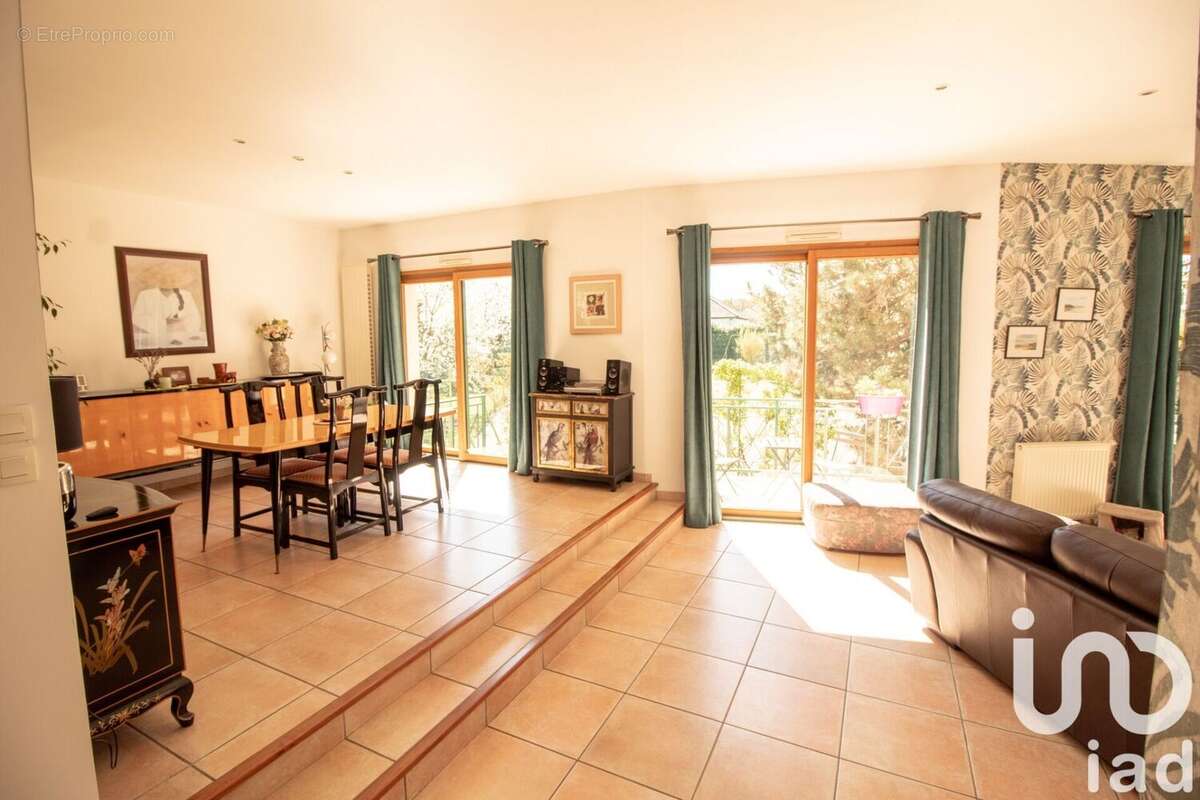 Photo 7 - Maison à LA QUEUE-LES-YVELINES