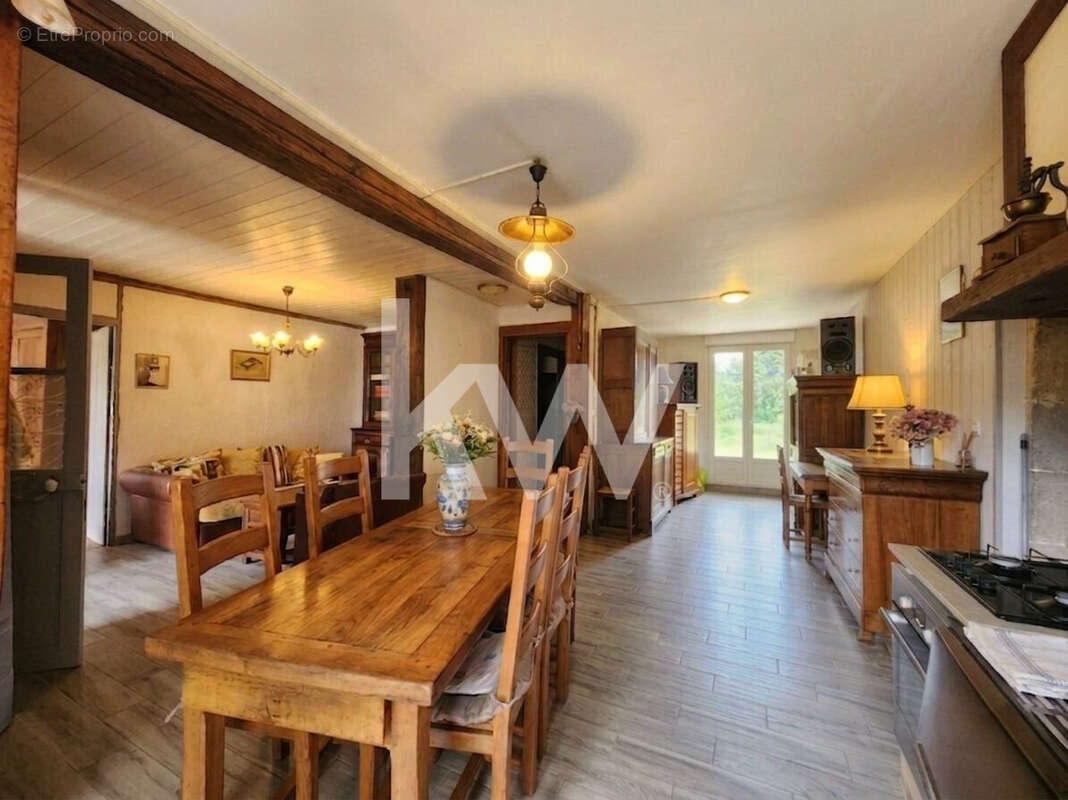 Maison 307 m² à Ouvrouer-Les-Champs  - photo 8