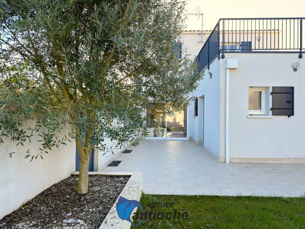 Maison à SAINT-XANDRE