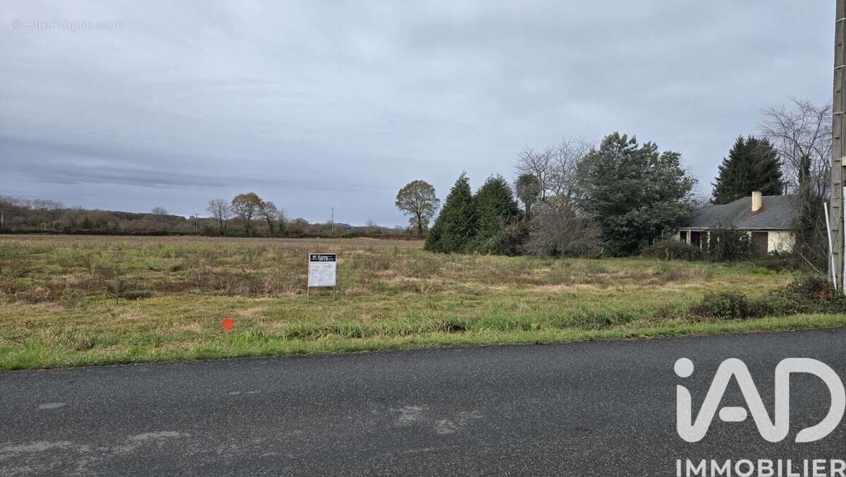 Photo 2 - Terrain à ESCOU