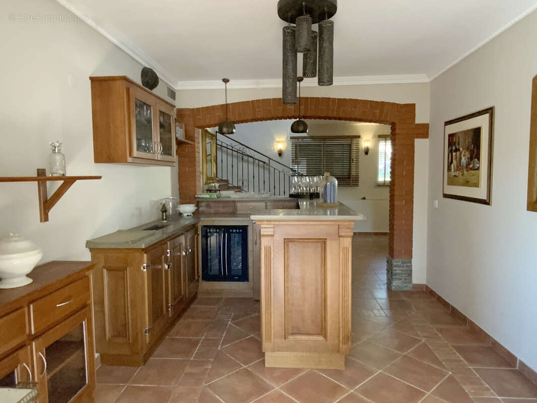 Propriété de 380 m2 avec vue panoramique sur les montagnes. - photo 23