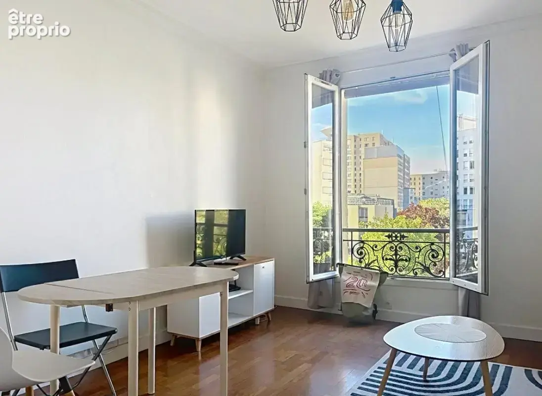 Appartement à PARIS-19E