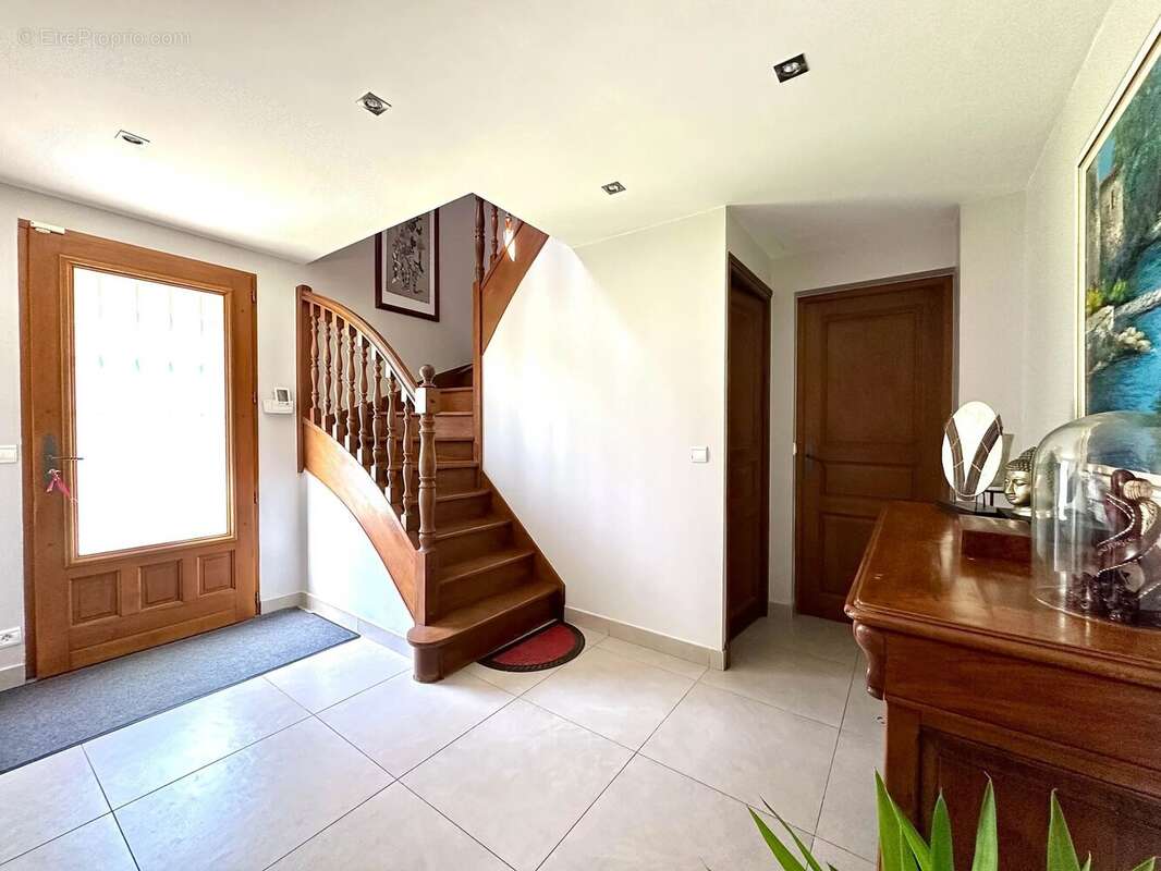 Maison à SAINT-GERMAIN-DE-LA-GRANGE