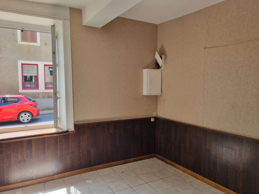 Appartement à NEUVY-SAINT-SEPULCHRE