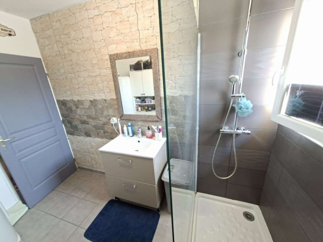 Maison recente - photo 11