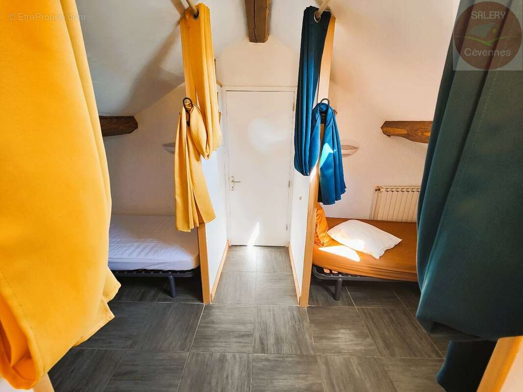 Spacieuse villa avec piscine dans un environnement privilégié - photo 8