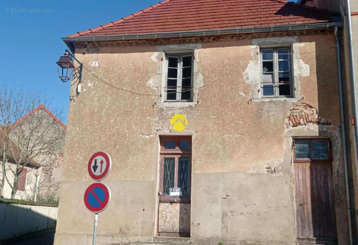 Commerce à CHANTELLE