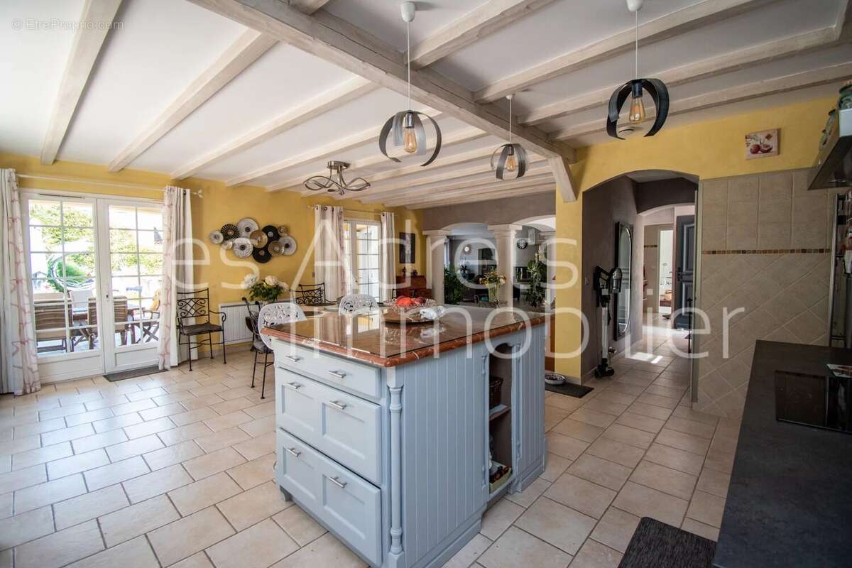 Maison à LES ADRETS-DE-L&#039;ESTEREL