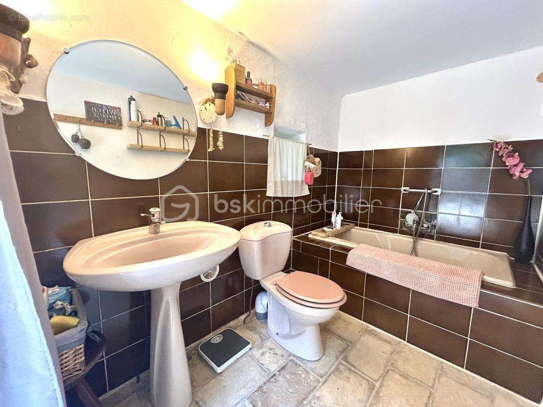 Maison de village 80m2 - photo 9