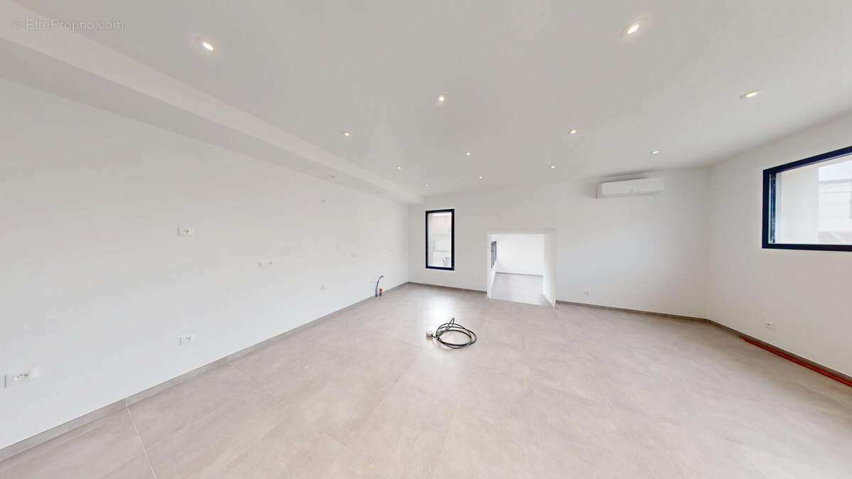 Appartement à SAINT-ANDRE-LES-VERGERS