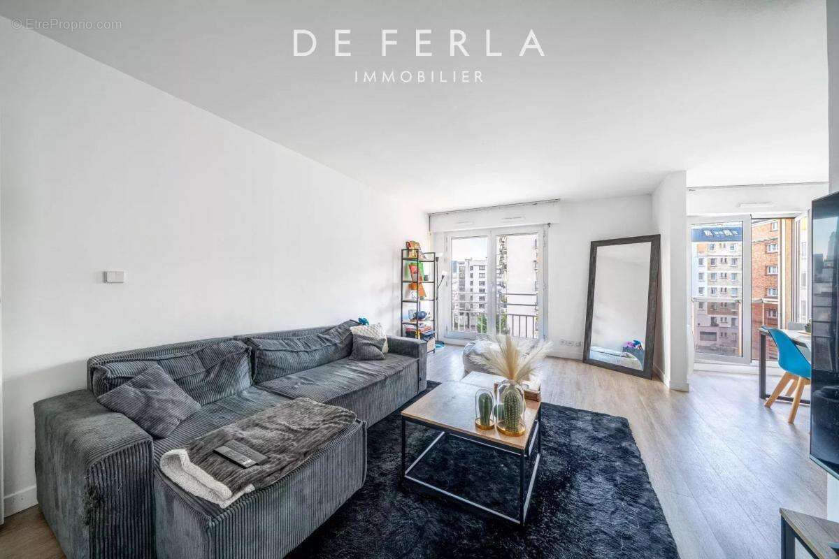 Appartement à PARIS-15E