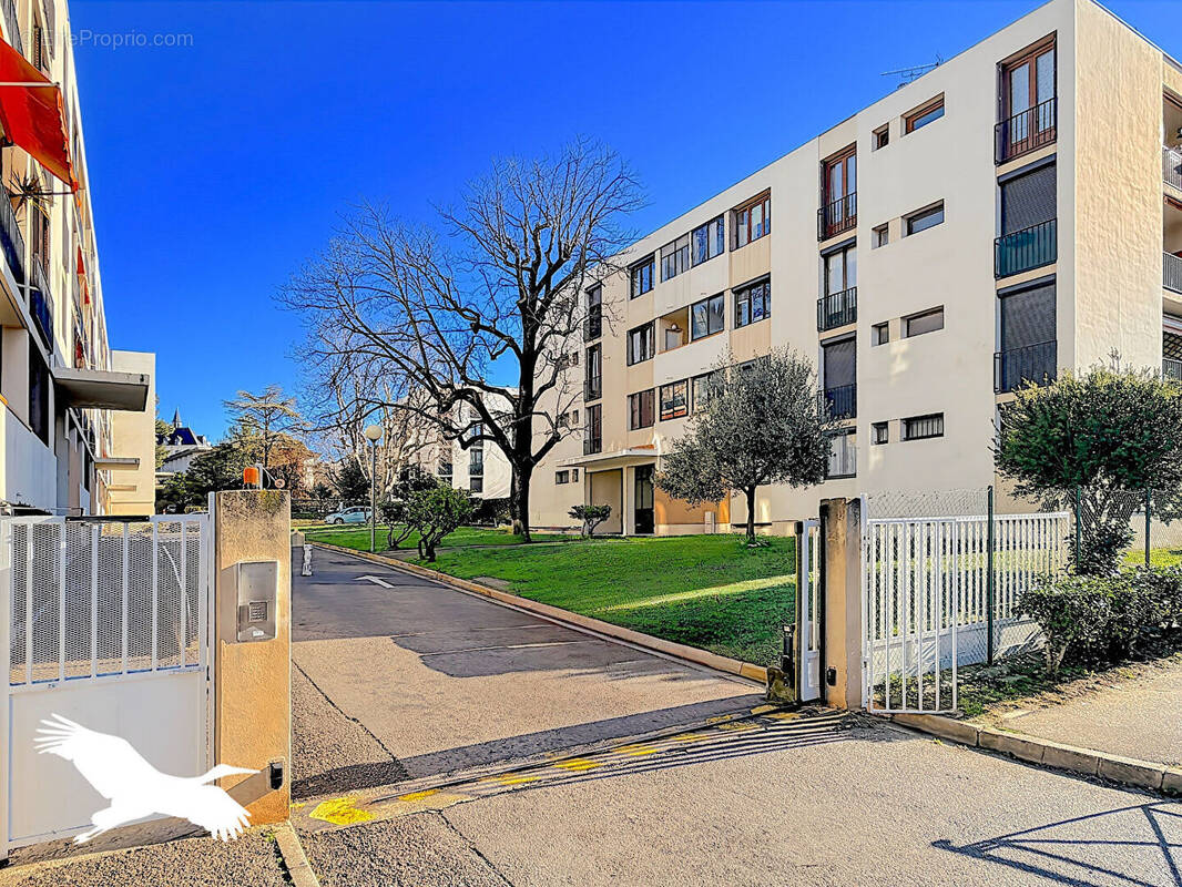 Appartement à MARSEILLE-13E