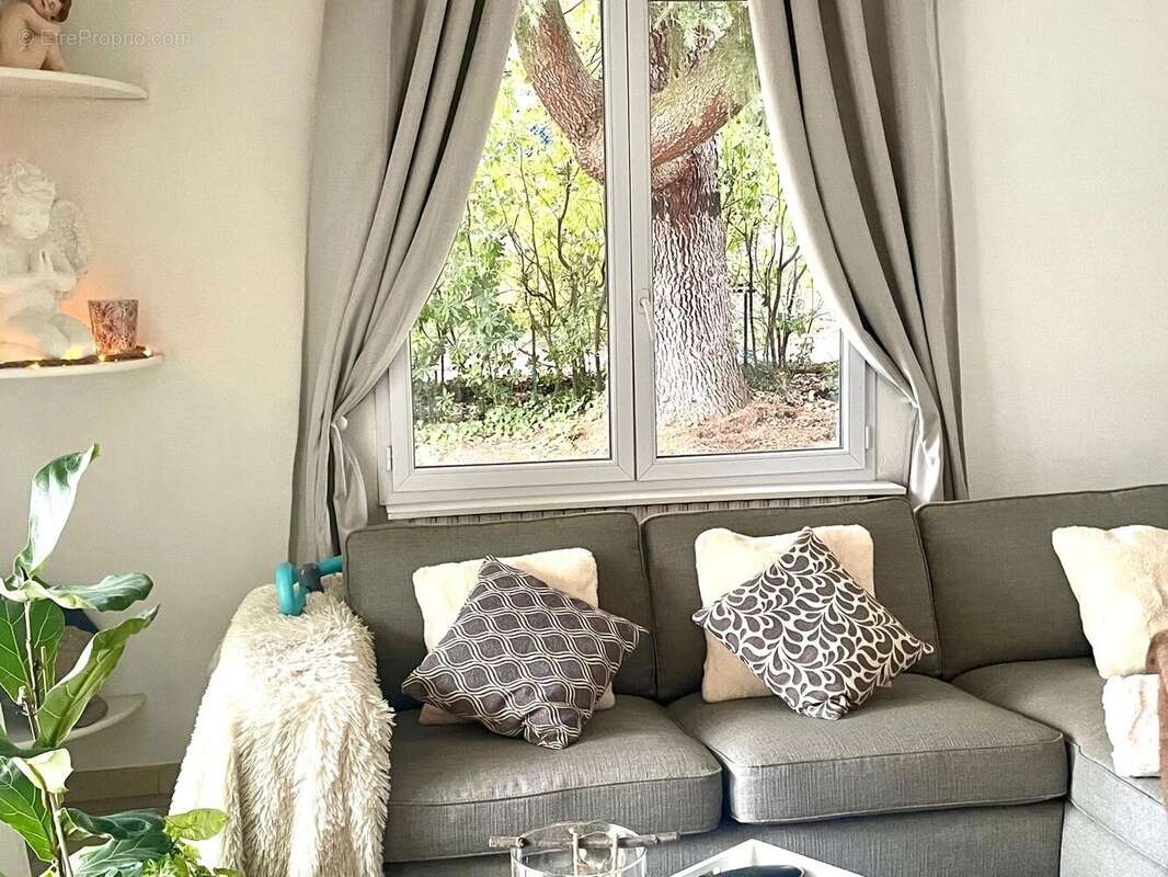 Maison à BERRE-LES-ALPES