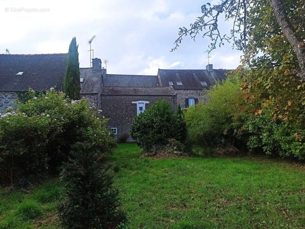 Maison à PLEUDIHEN-SUR-RANCE