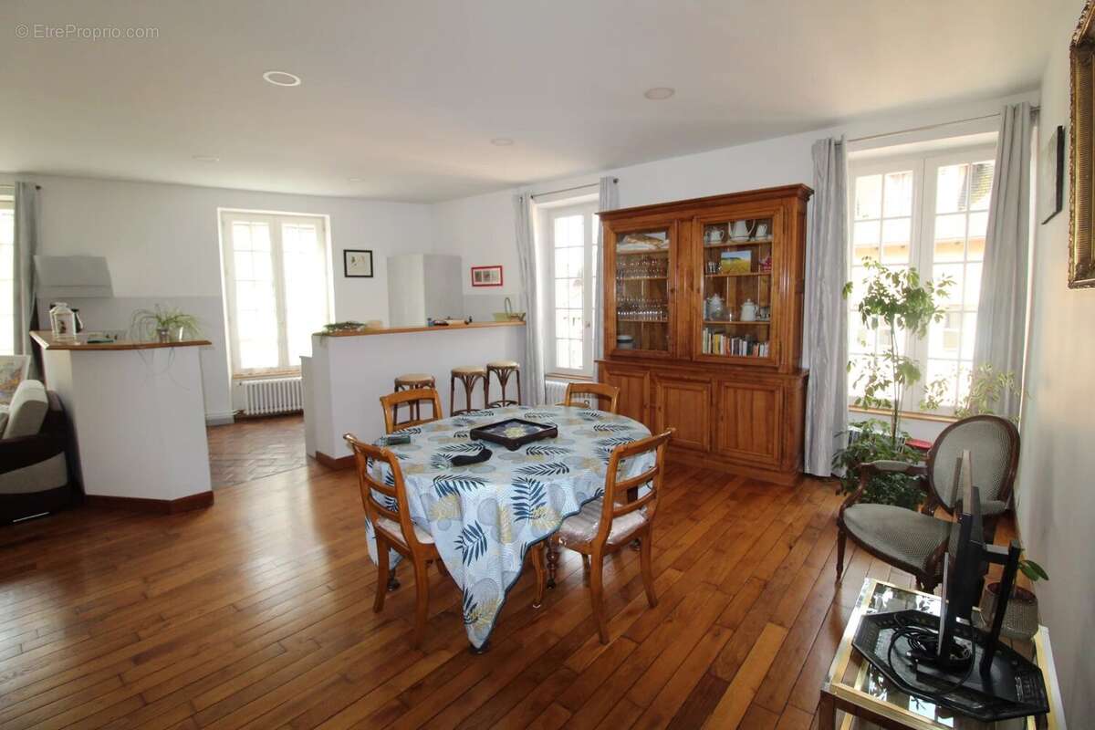 Appartement à CHALON-SUR-SAONE