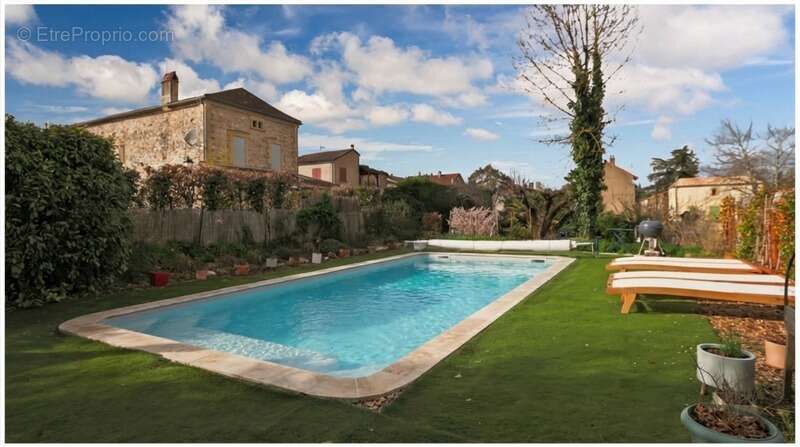 Maison à MONPAZIER