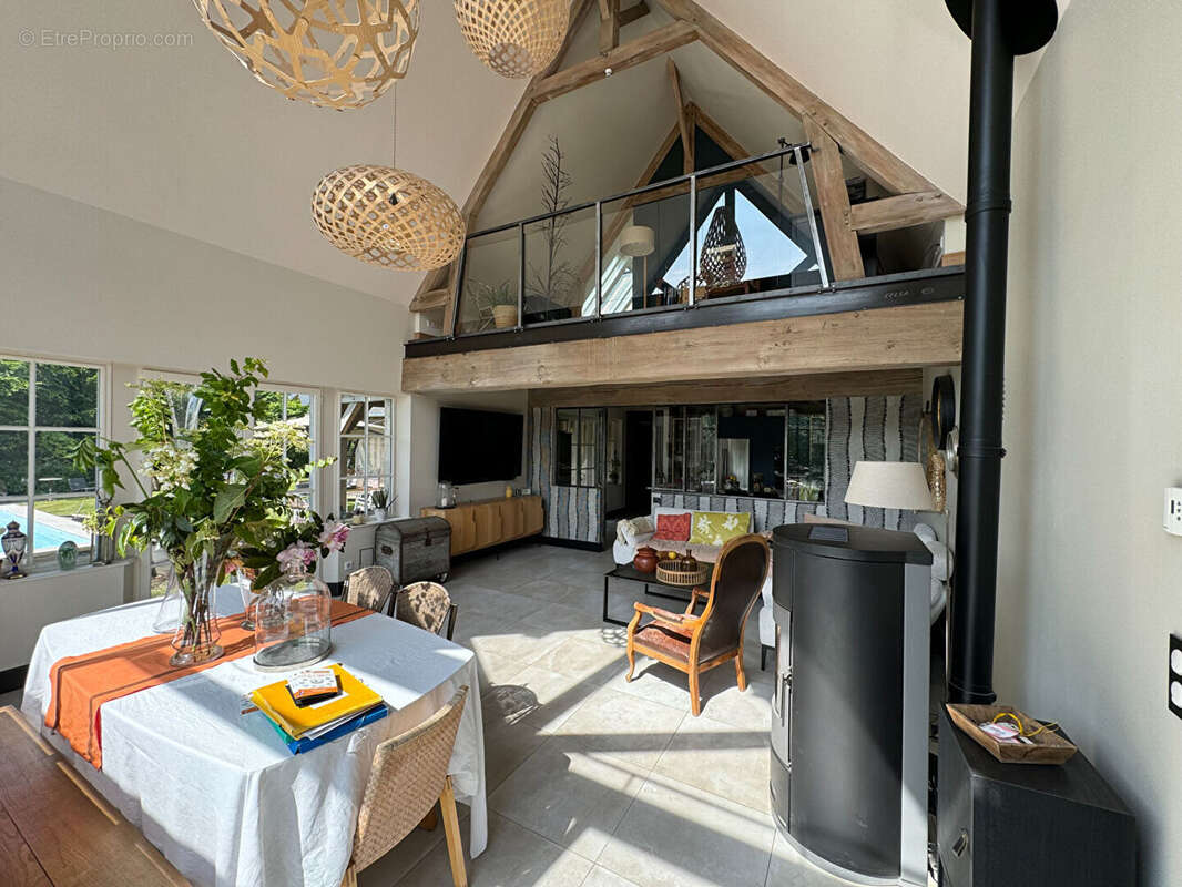 Maison à PONT-L'EVEQUE