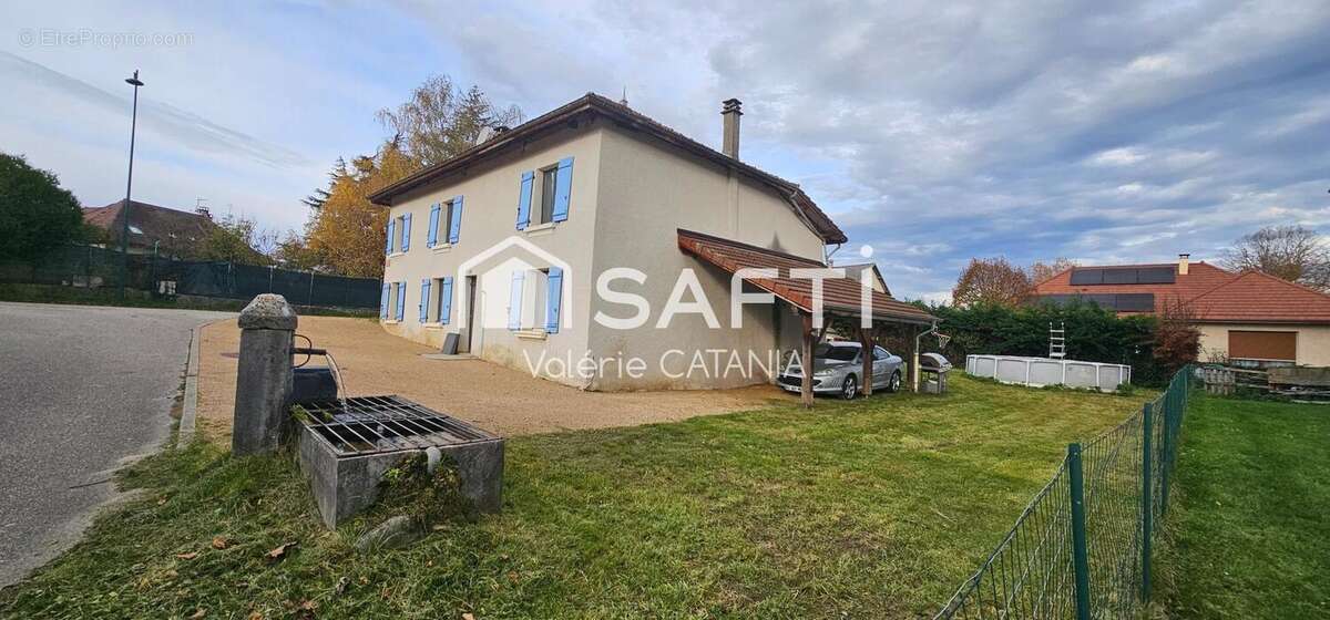 Maison 161 m² à Velanne  - photo 2