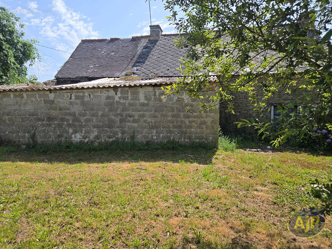 Maison à CRUGUEL
