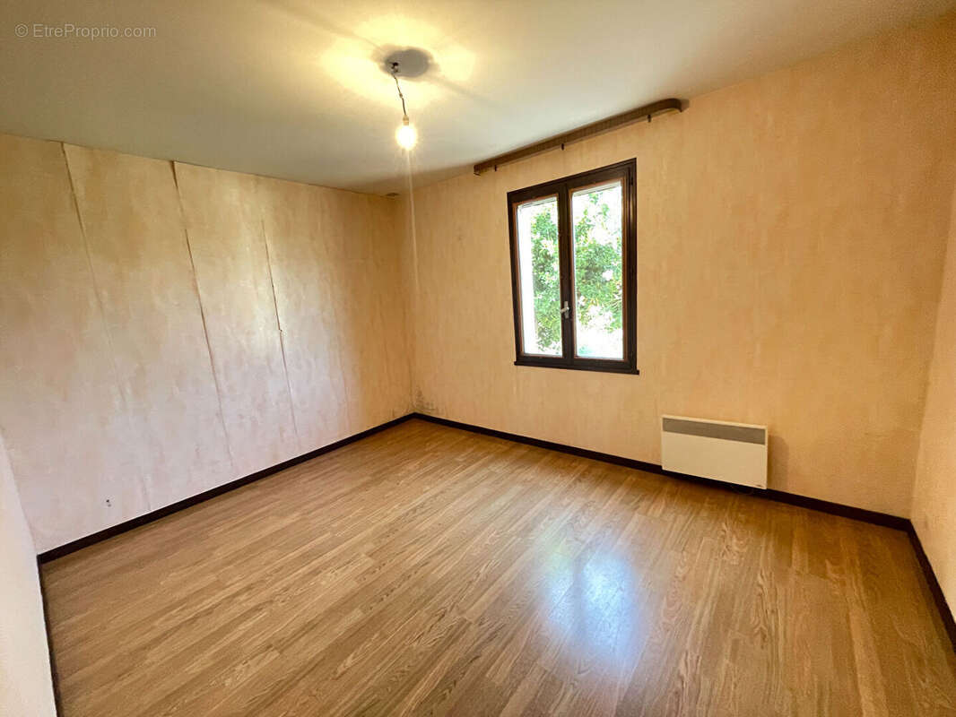 Maison de plain-pied + jardin à Dausse - photo 11