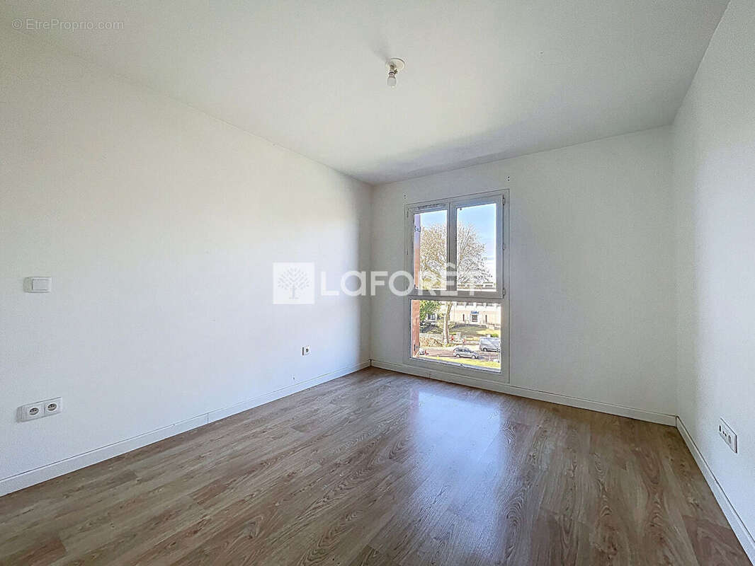 Appartement Lieusaint 4 pièce(s) 71 m2 dernier étage - photo 8
