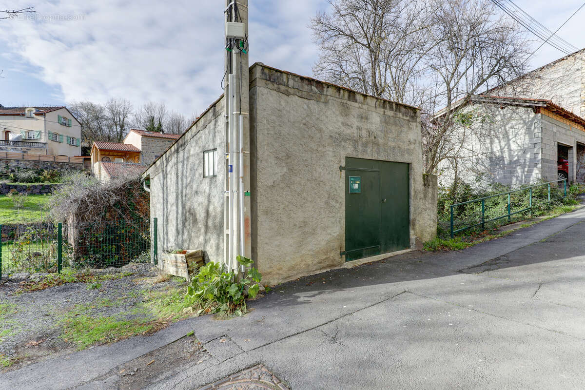 Maison à CHANONAT