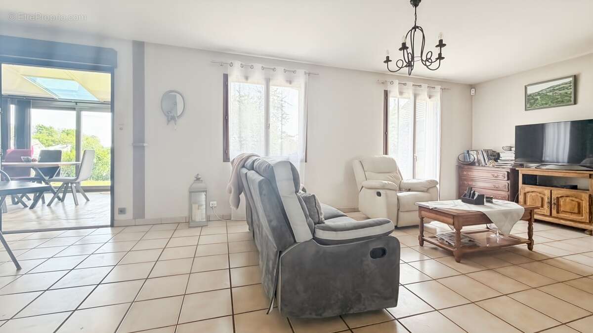 Maison individuelle à rafraîchir - photo 9
