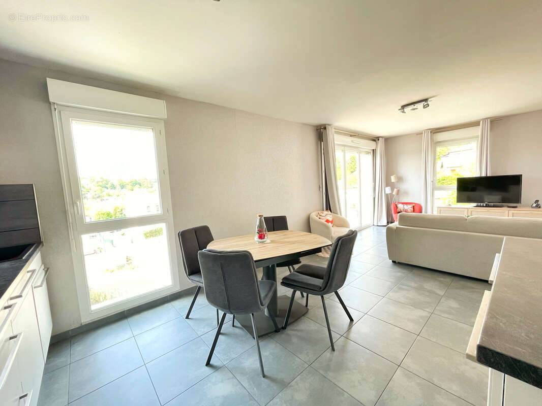 Appartement à VERNAISON