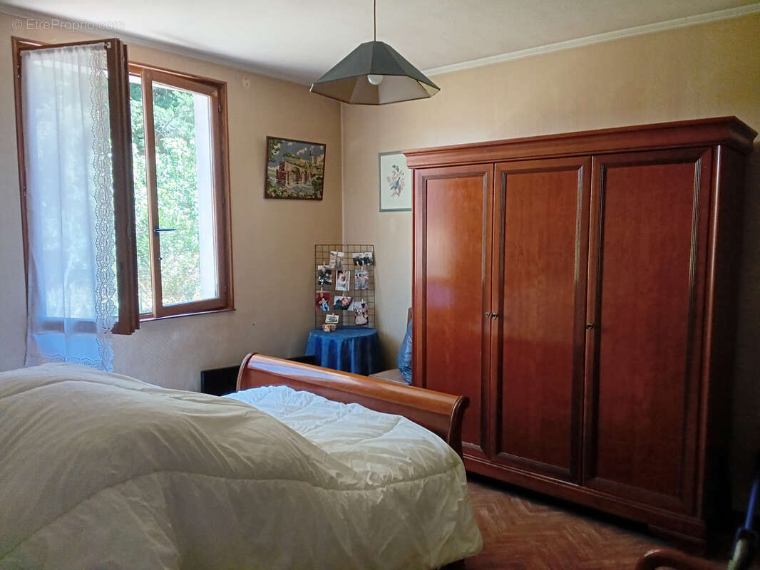Maison à NERONDES