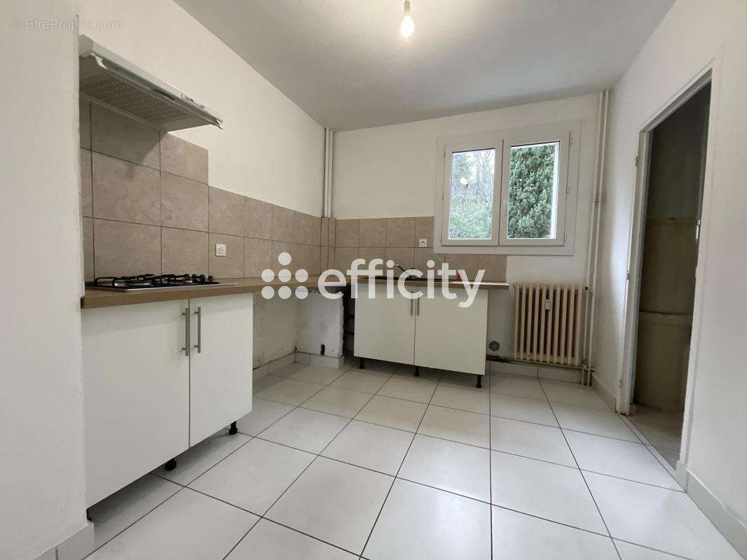 Appartement à PRIVAS