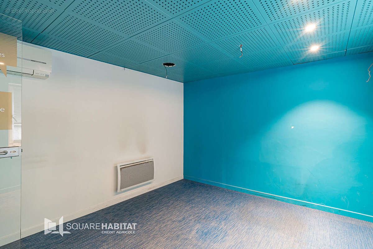 Commerce à SUNDHOUSE