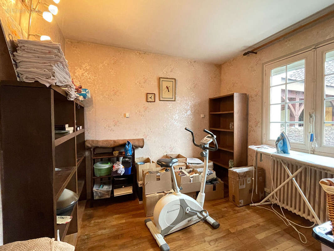 Maison à COULAURES