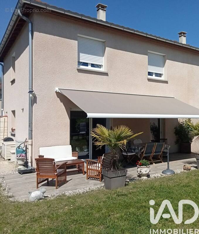 Photo 1 - Maison à LE PONT-DE-BEAUVOISIN