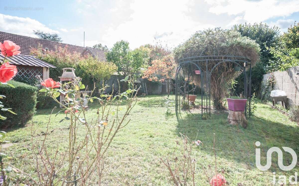 Photo 5 - Maison à BUEIL