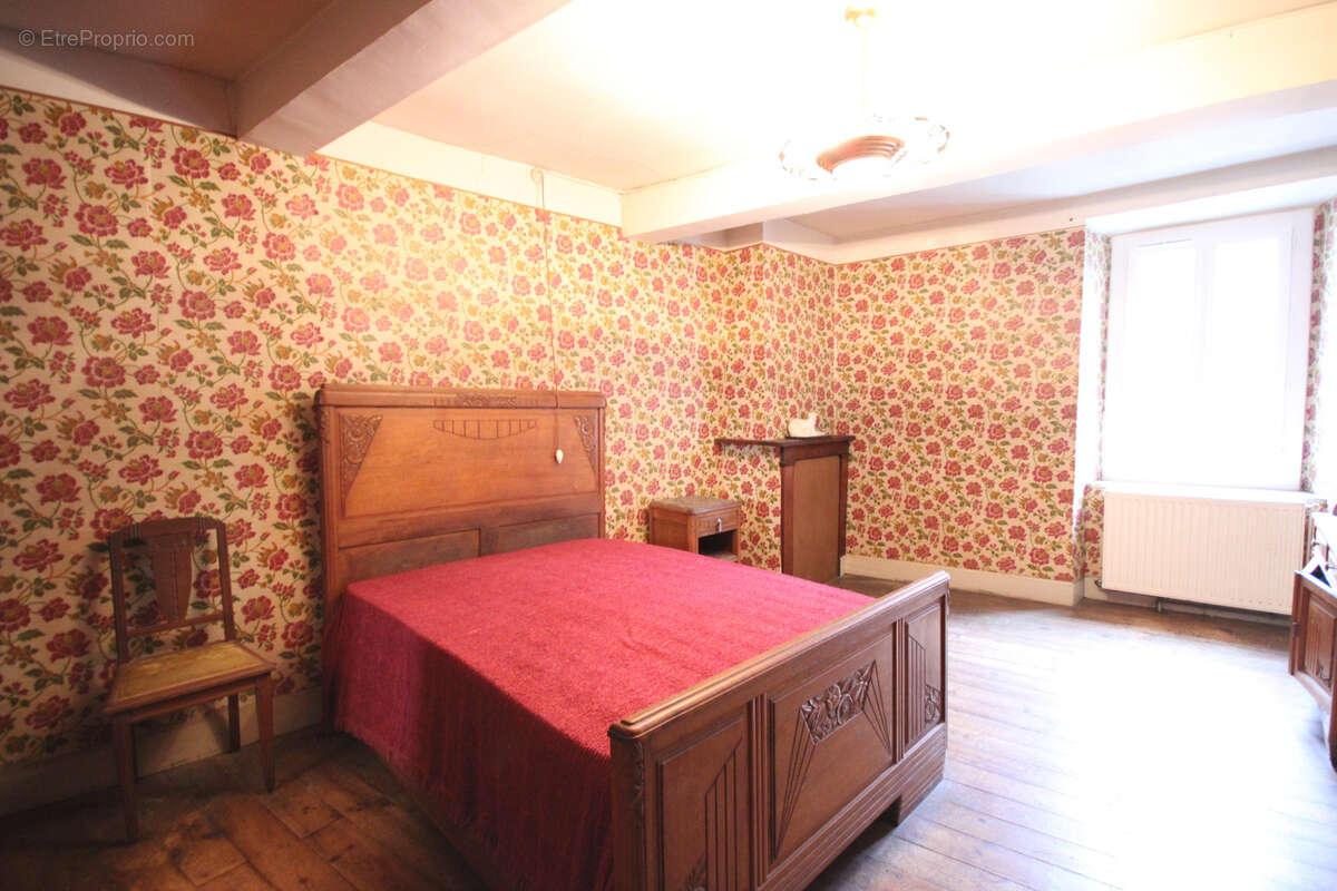 Maison à SAINT-GIRONS