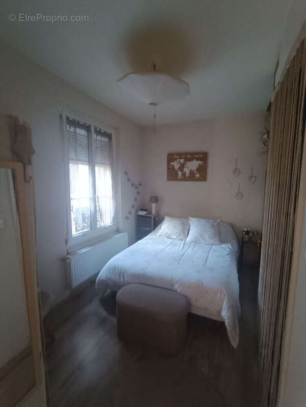 Maison à SAINTE-GENEVIEVE