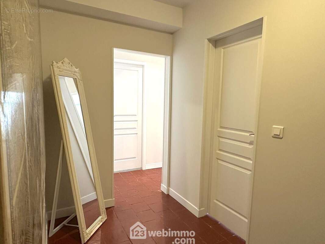 Maison 121 m² à Vernoil  - photo 8